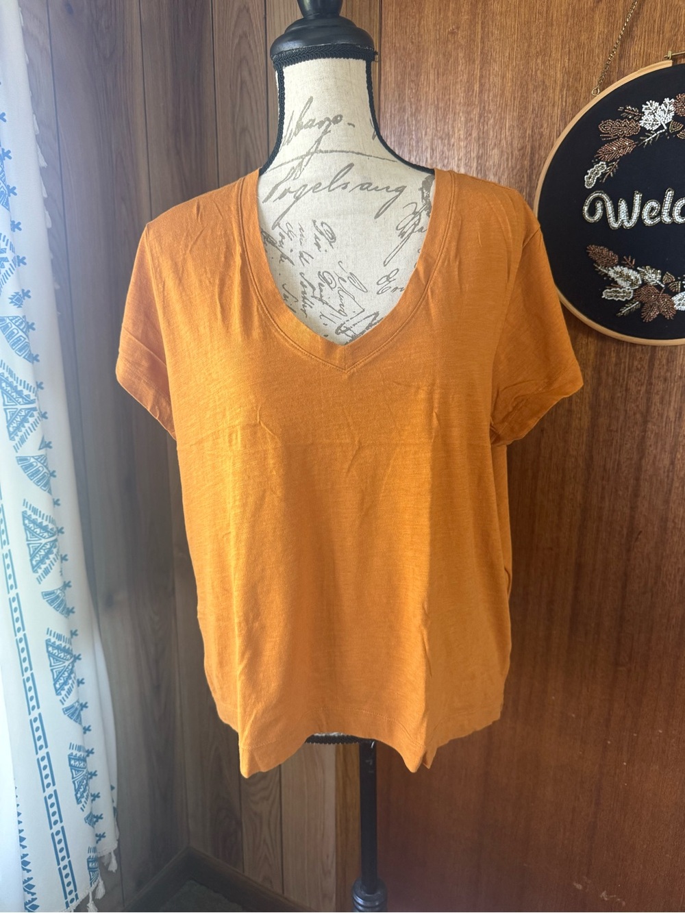 LOFT Women's V-Neck Short Sleeve Tee - Rust Orange